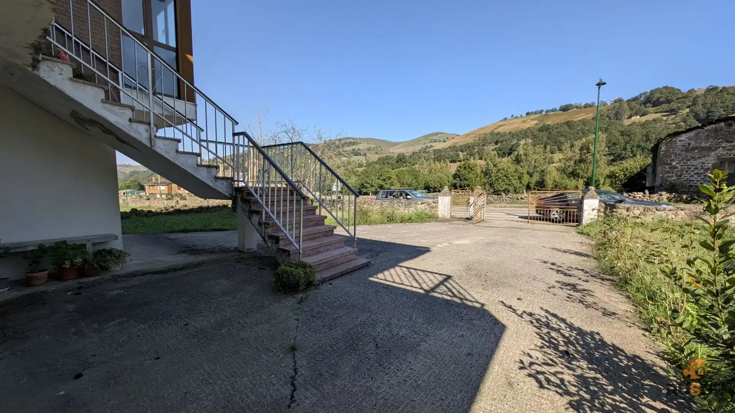 Chalet con terraza en venta en CANDOLIAS 65, imagen 2