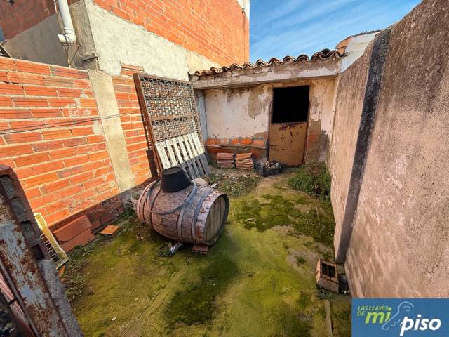 Casa-chalet en Venta en Calle Sacadores en Nava del Rey