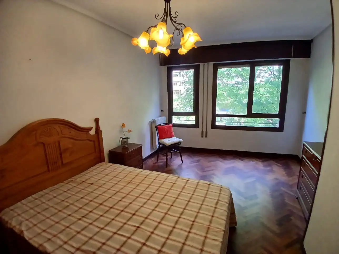 Dormitori de Apartament en venda en Santander amb Calefacció, Parquet i Forn