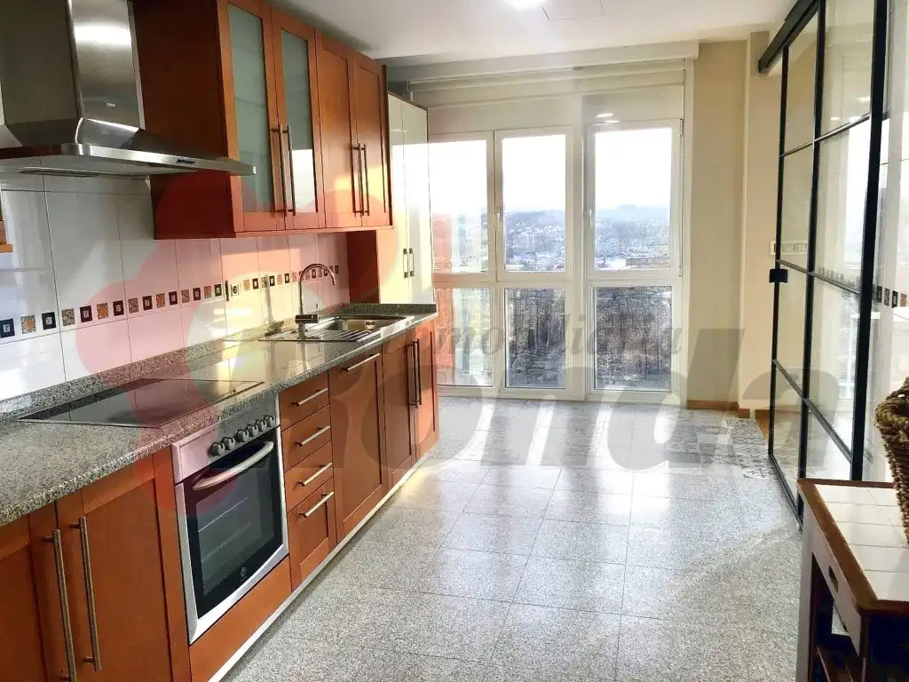 Küche von Maisonette zum Verkauf in Lugo