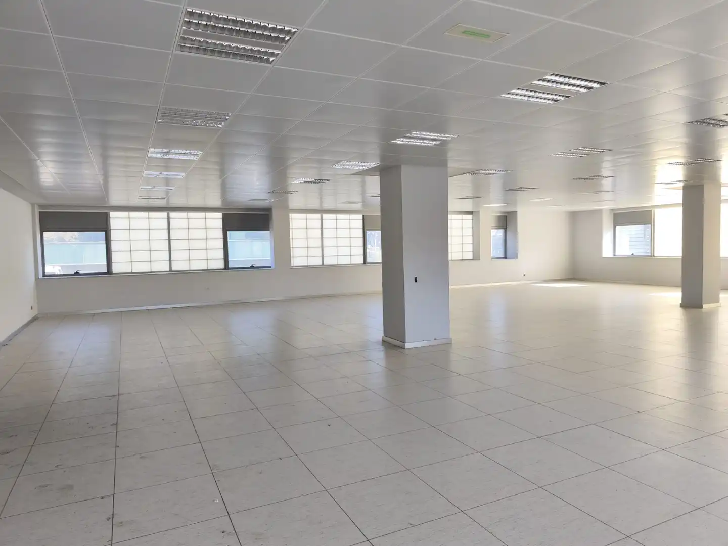 Local comercial en venta en Calle Etxesakan 28, imagen 4