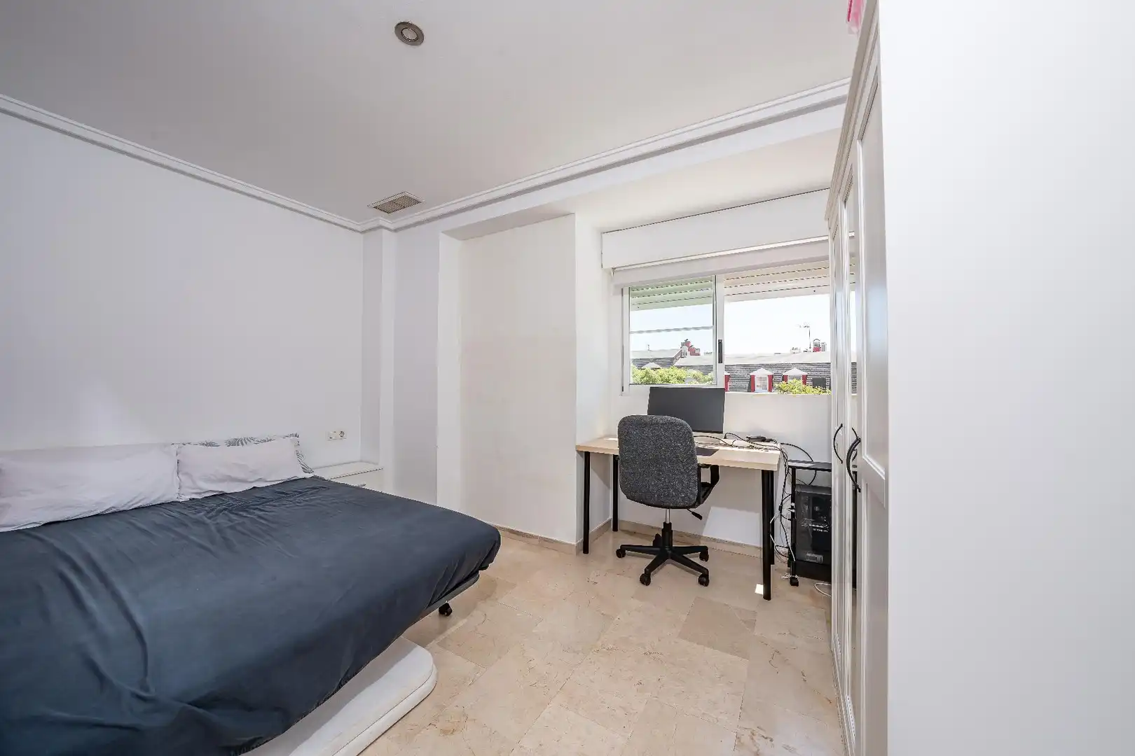 Bedroom of Detached homes for sale in Elche / Elx  with Air Conditioner, Private garden and Terrace