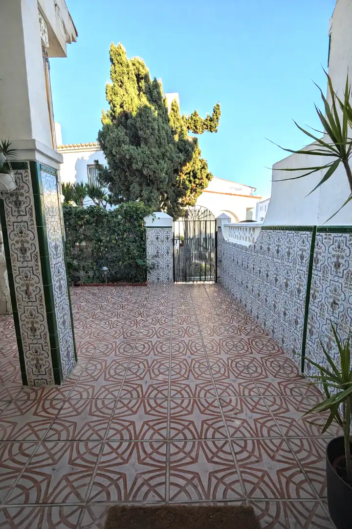 Jardín de Casa adosada en venta en Rincón de la Victoria con Aire acondicionado, Terraza y Amueblado