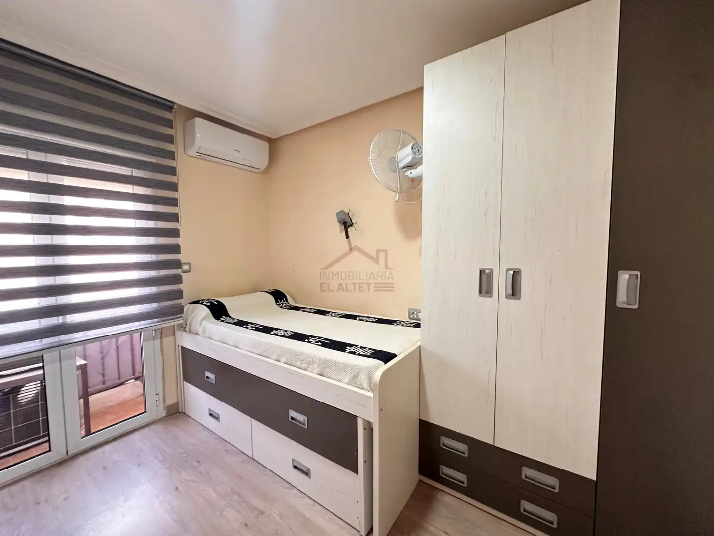 Schlafzimmer von Maisonette zum Verkauf in Elche / Elx mit Klimaanlage, Terrasse und Abstellraum
