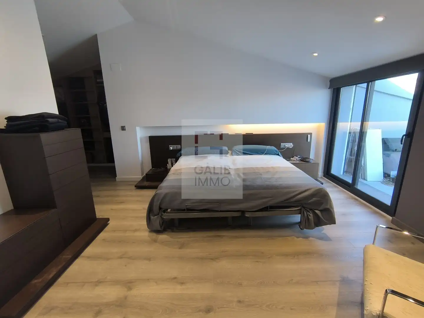 Bedroom of Duplexes for sale in Figueres  with Air Conditioner, Heating and Terrace