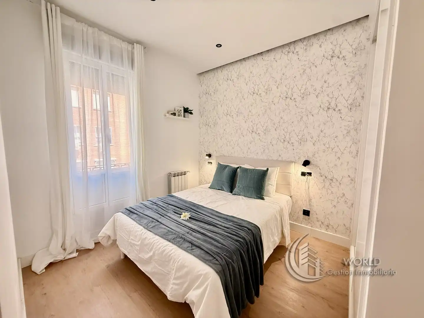 Bedroom of Flat for sale in Madrid  with Air Conditioner, Heating and Furnished