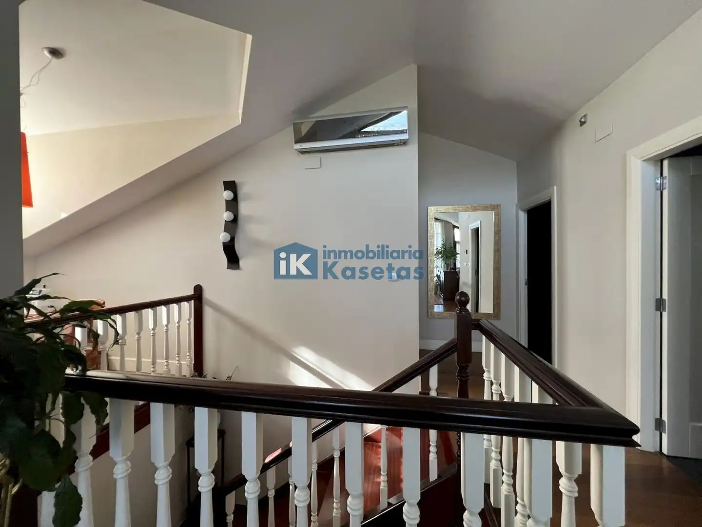 Houses for sale in Basauri   with Air Conditioner and Heating