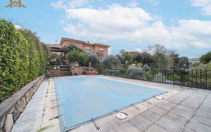 Swimming pool of House or chalet for sale in Santa Cruz del Retamar  with Air Conditioner, Heating and Private garden
