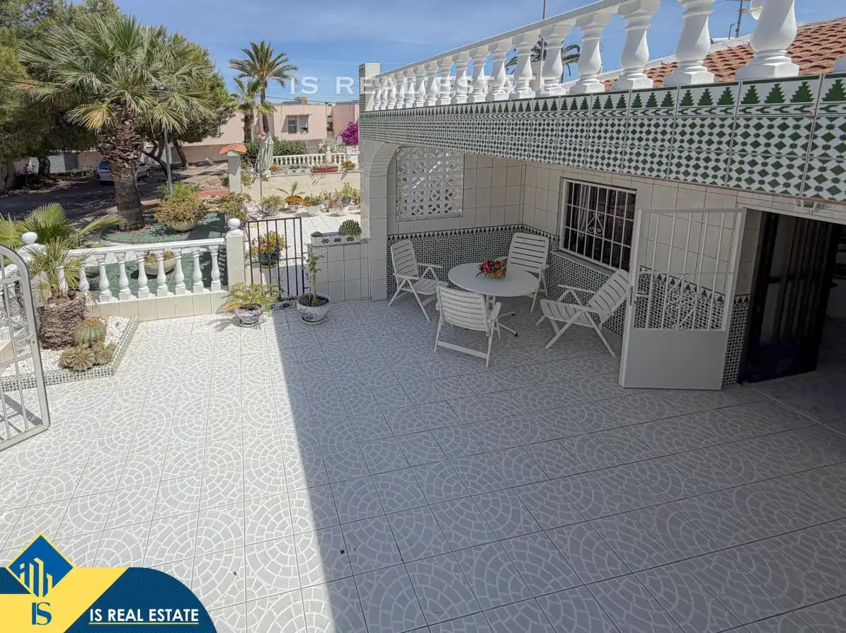 Terraza de Casa o chalet en venta en Torrevieja con Calefacción, Terraza y Amueblado