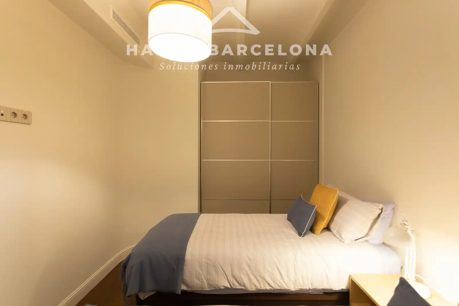 Habitación de Piso de alquiler en Barcelona con Aire acondicionado, Calefacción y Parquet