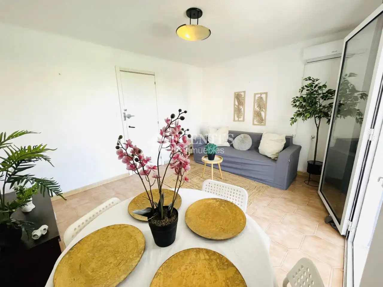 Sala d'estar de Pis en venda en Alicante / Alacant amb Aire condicionat i Balcó