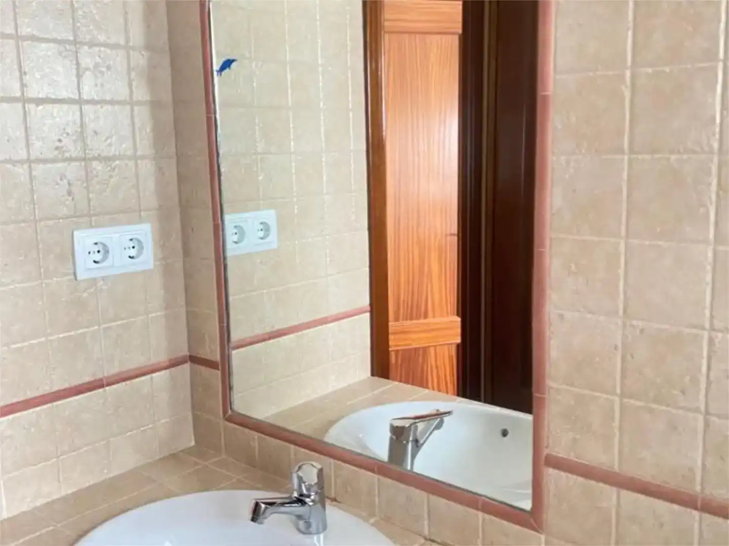 Bathroom of Flat for rent in  Madrid Capital  with Air Conditioner