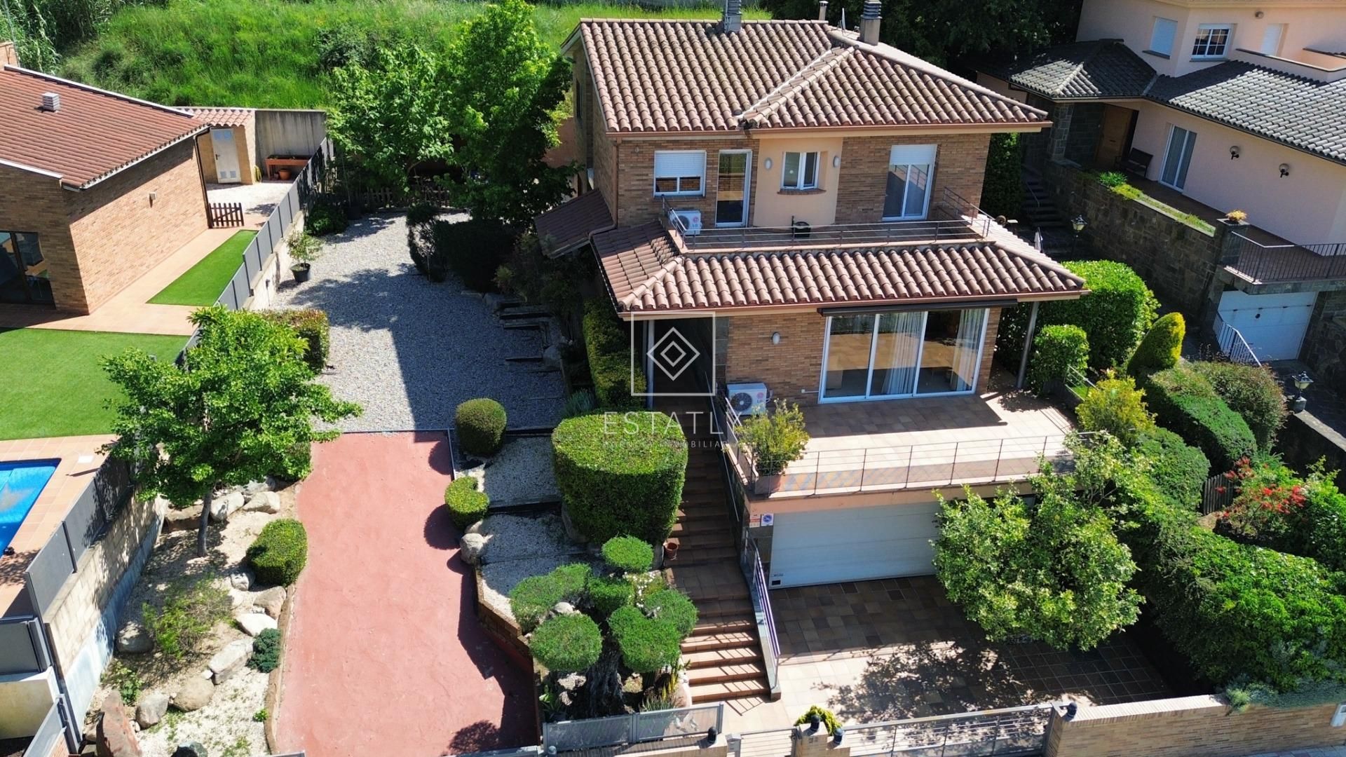 Exterior view of House or chalet for sale in Santa Coloma de Farners  with Air Conditioner, Heating and Private garden