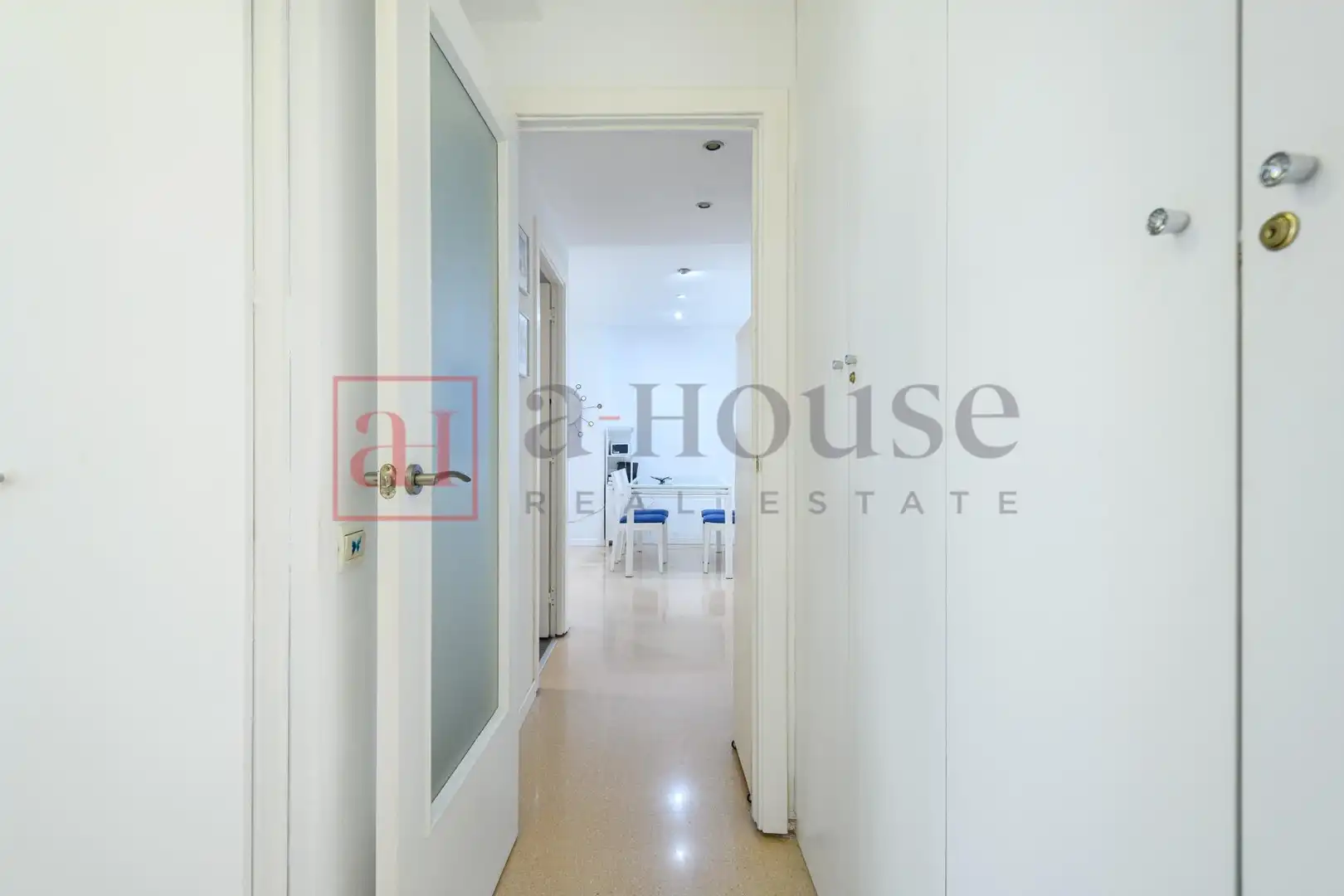 Flat for sale in Barcelona  with Air Conditioner, Heating and Terrace