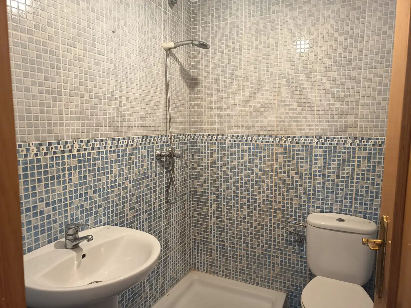 Baño de Dúplex en venta en Monforte de Lemos con Terraza y Balcón
