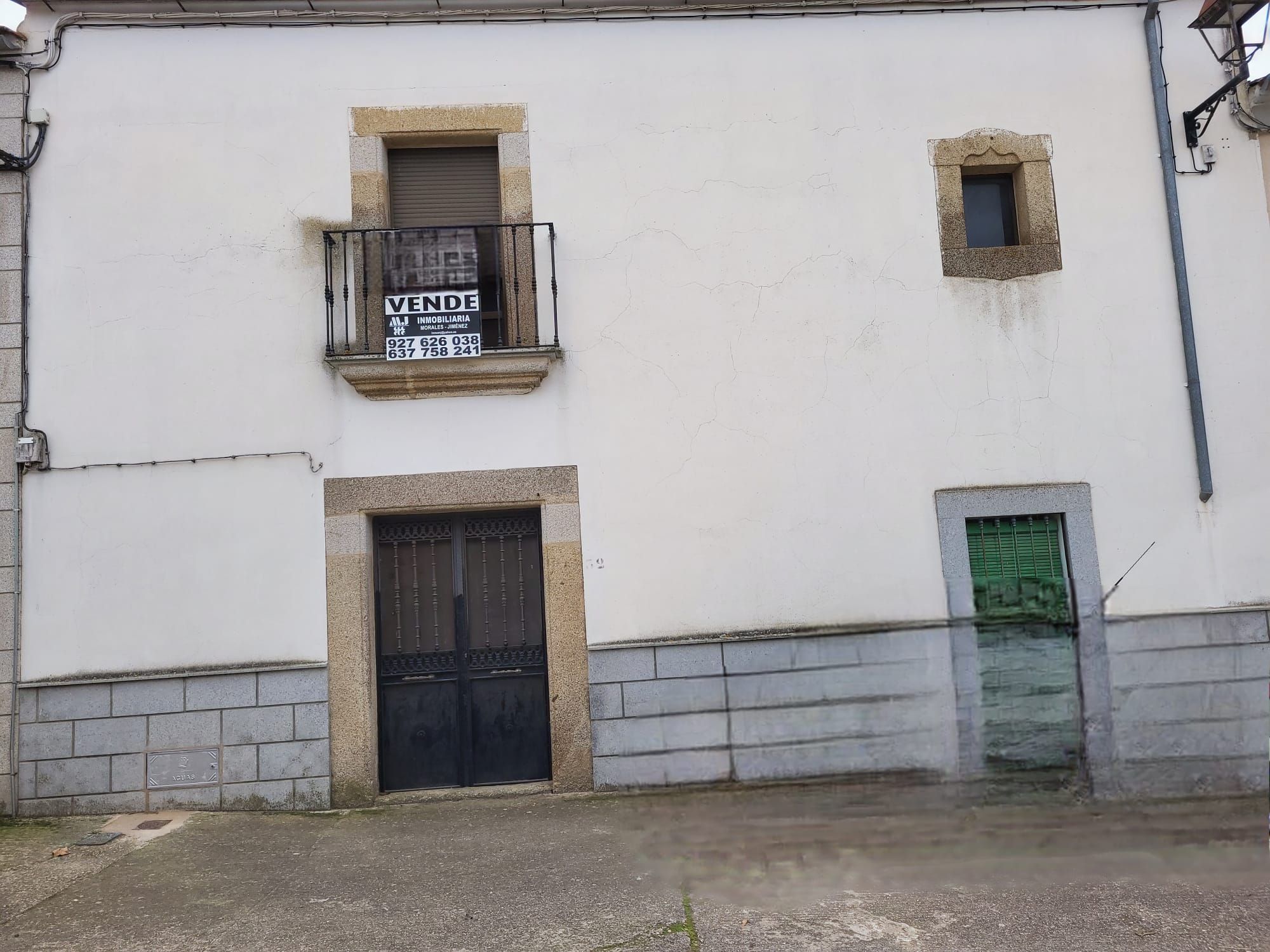 Vista exterior de Casa o xalet en venda en Torremocha amb Moblat