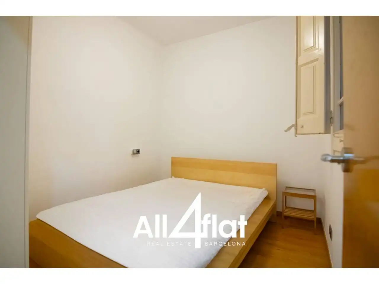 Piso con terraza en venta en Calle DIPUTACIO, imagen 32