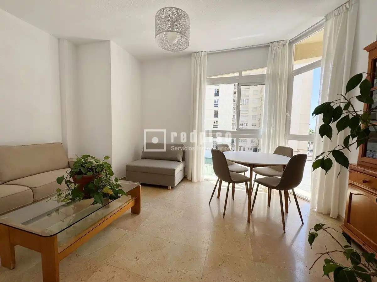 Vista exterior de Apartamento de alquiler en Málaga con Aire acondicionado y Amueblado