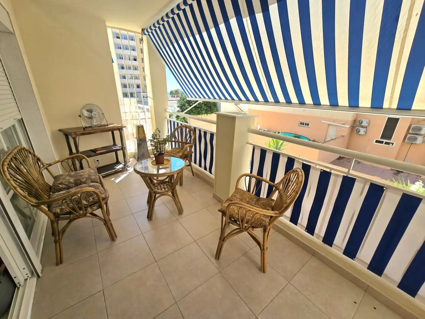 Apartment with pool to rent in Playa de los Boliches, imagen 15