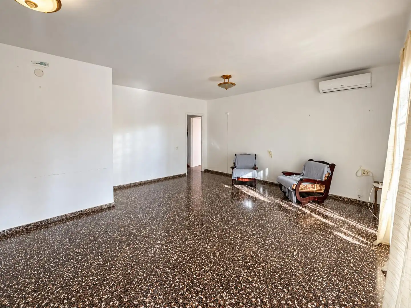 Villa avec terrasse à louer à Calle Girona 43, imagen 3