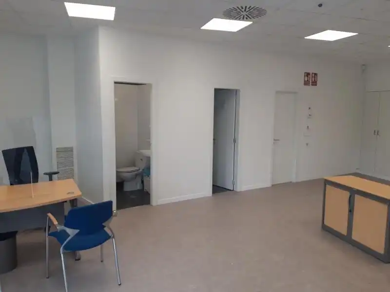 Gewerbefläche zur Miete in A Baña, imagen 11