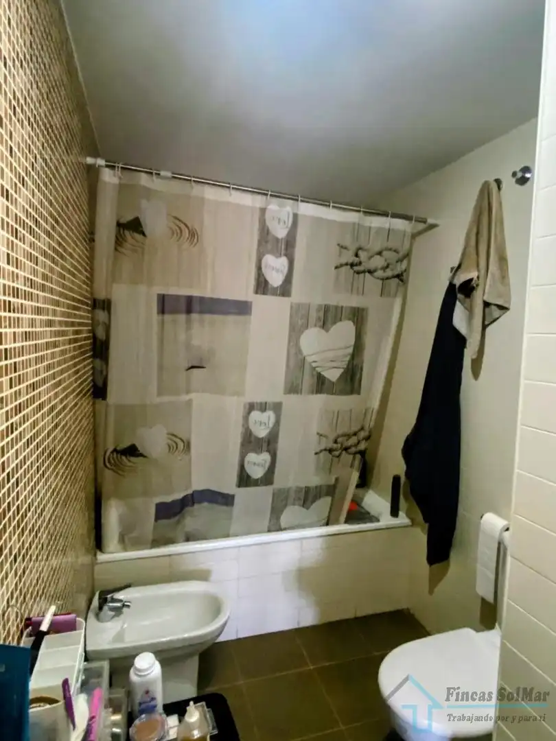 Bathroom of Flat for sale in Castellón de la Plana / Castelló de la Plana  with Terrace and Alarm