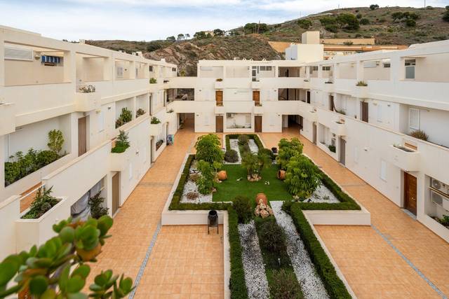 Piso en Venta en Calle Bordon, 8 en Lújar