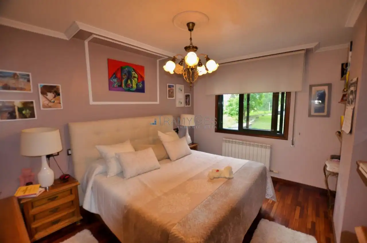 Habitación de Piso en venta en Tomiño con Calefacción y Trastero
