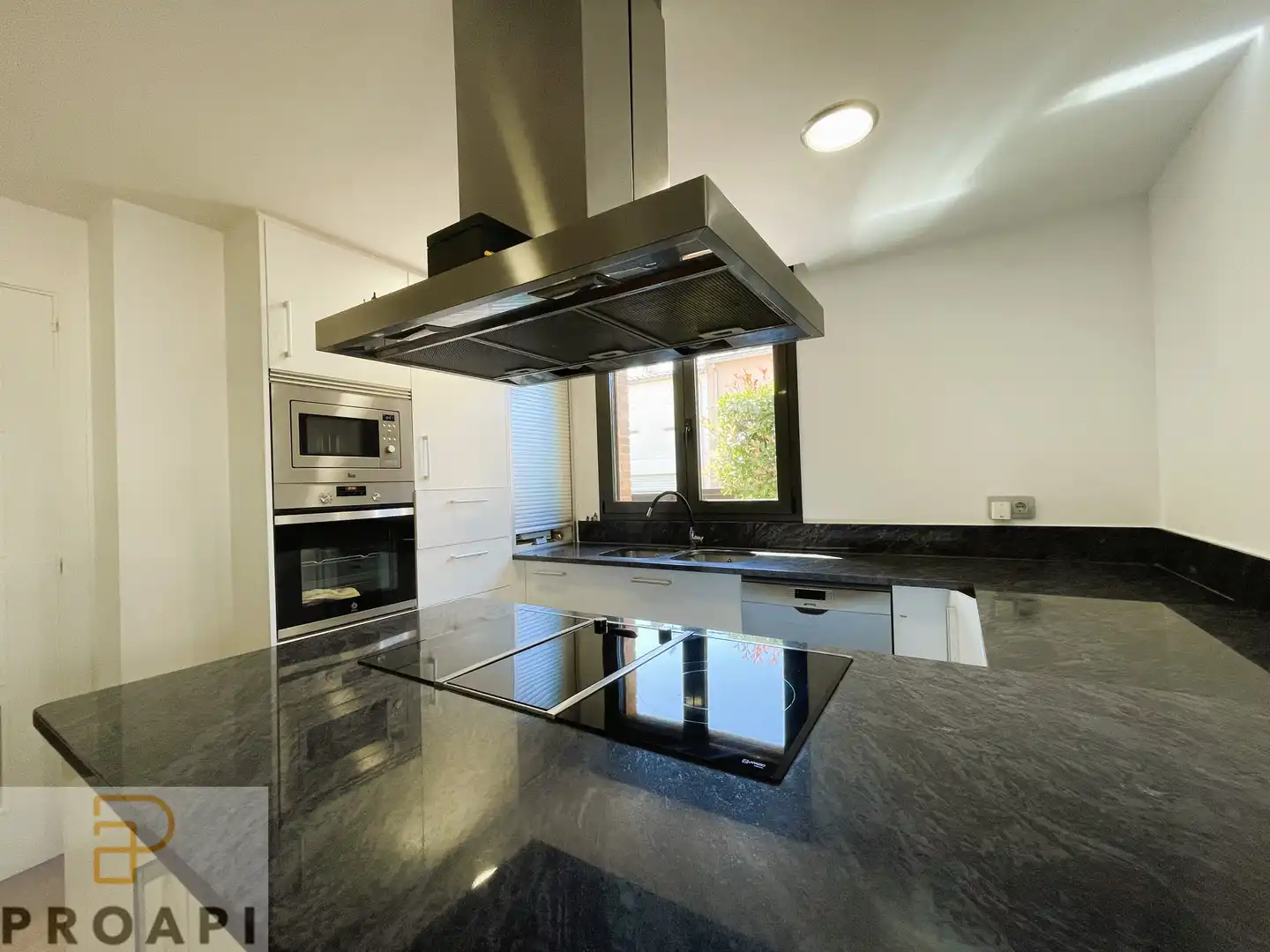 Cocina de Casa o chalet en venta en Fornells de la Selva con Aire acondicionado, Calefacción y Jardín privado