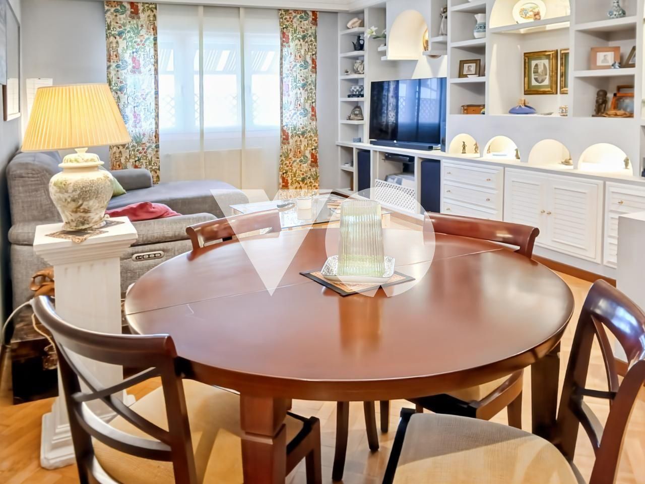 Dining room of Apartment for sale in  Madrid Capital  with Air Conditioner, Heating and Parquet flooring