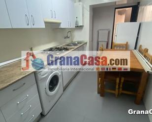 Cuina de Pis de lloguer en  Granada Capital amb Moblat
