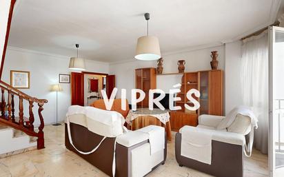 Living room of Duplex for sale in Cáceres Capital  with Air Conditioner