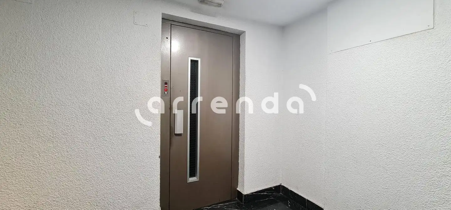Flat for rent in Madrid  with Heating and Parquet flooring