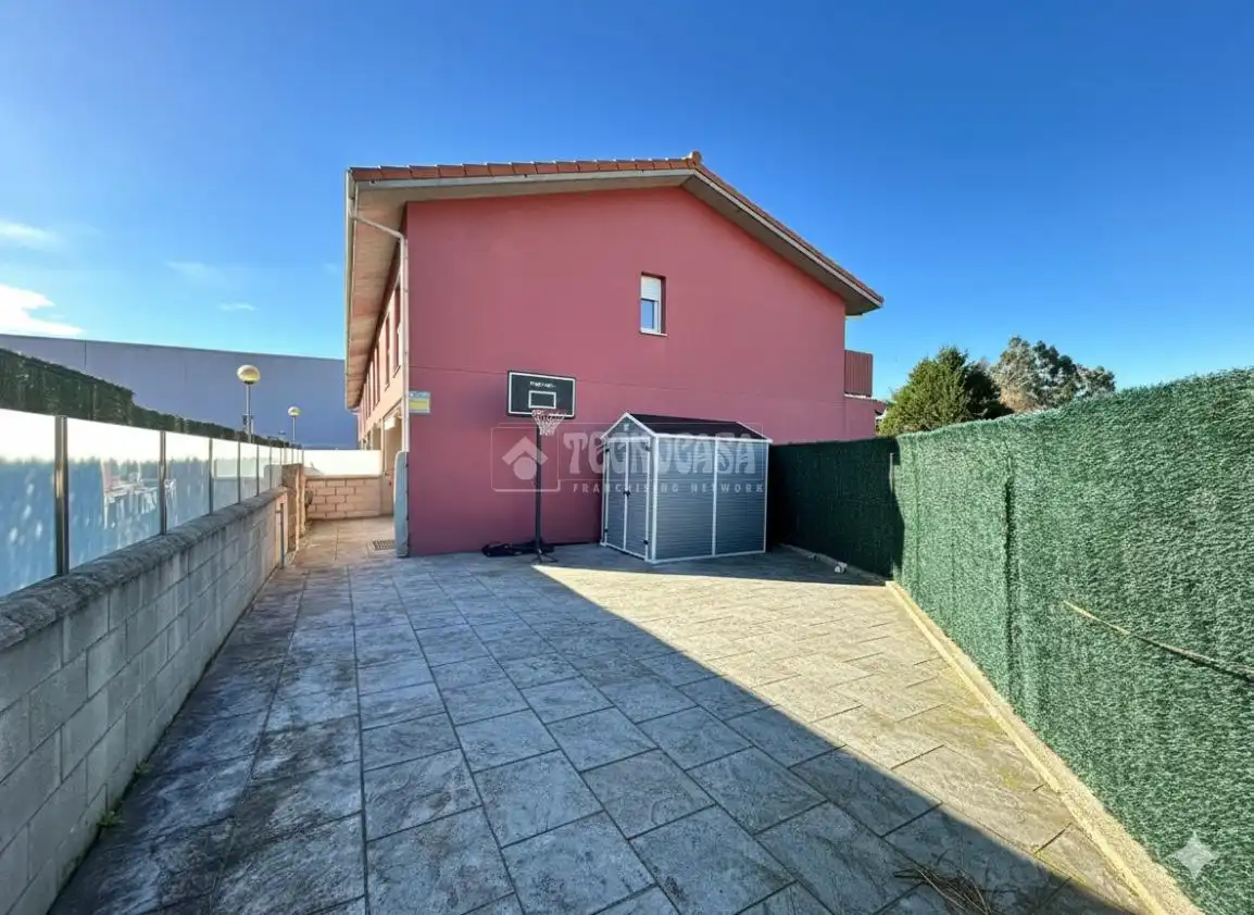 Einfamilien-Reihenhaus zum Verkauf in C BONIO, Miengo pueblo