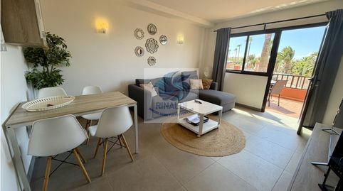 Foto 2 de Apartamento en venta en Corralejo, La Oliva