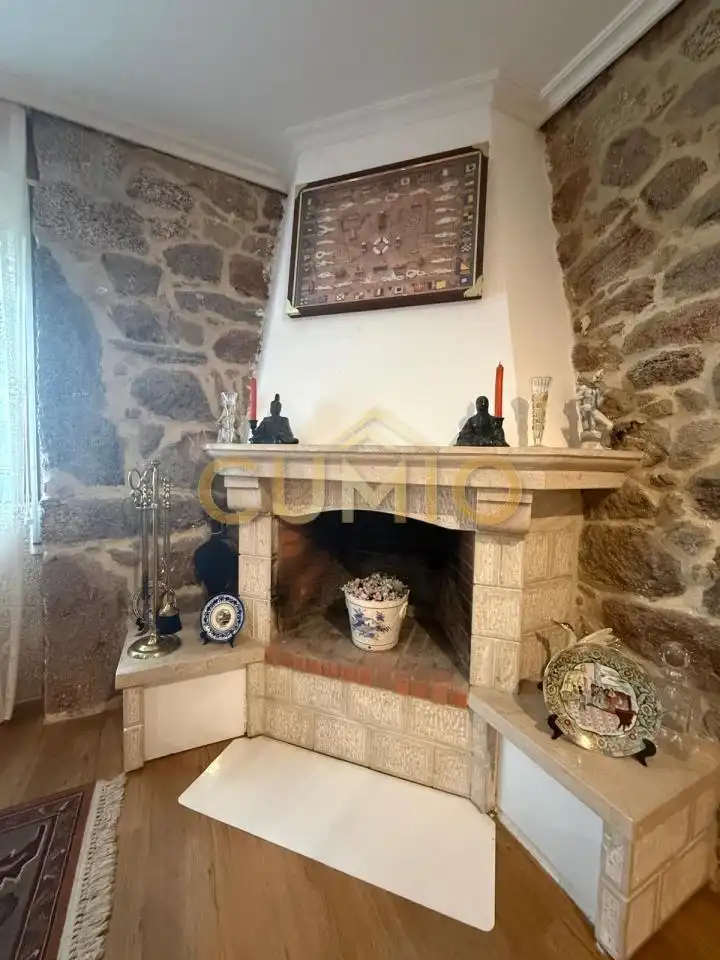 Sala de estar de Casa o chalet en venta en Cotobade con Calefacción, Jardín privado y Parquet