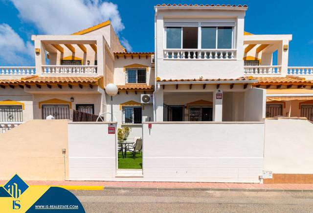 Casa adosada en Venta en Los Balcones y los Altos