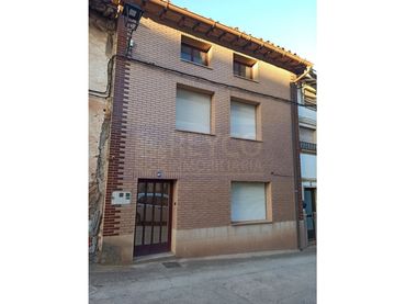 Casa en venta en Baños de Río Tobía