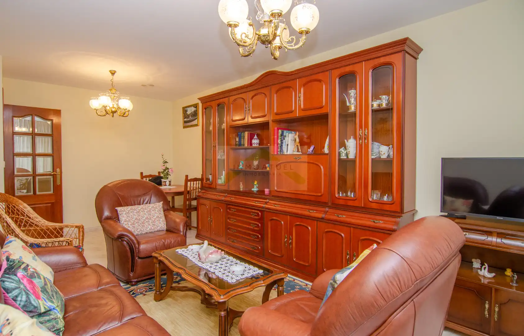 Sala de estar de Piso en venta en A Coruña Capital  con Calefacción, Parquet y Trastero
