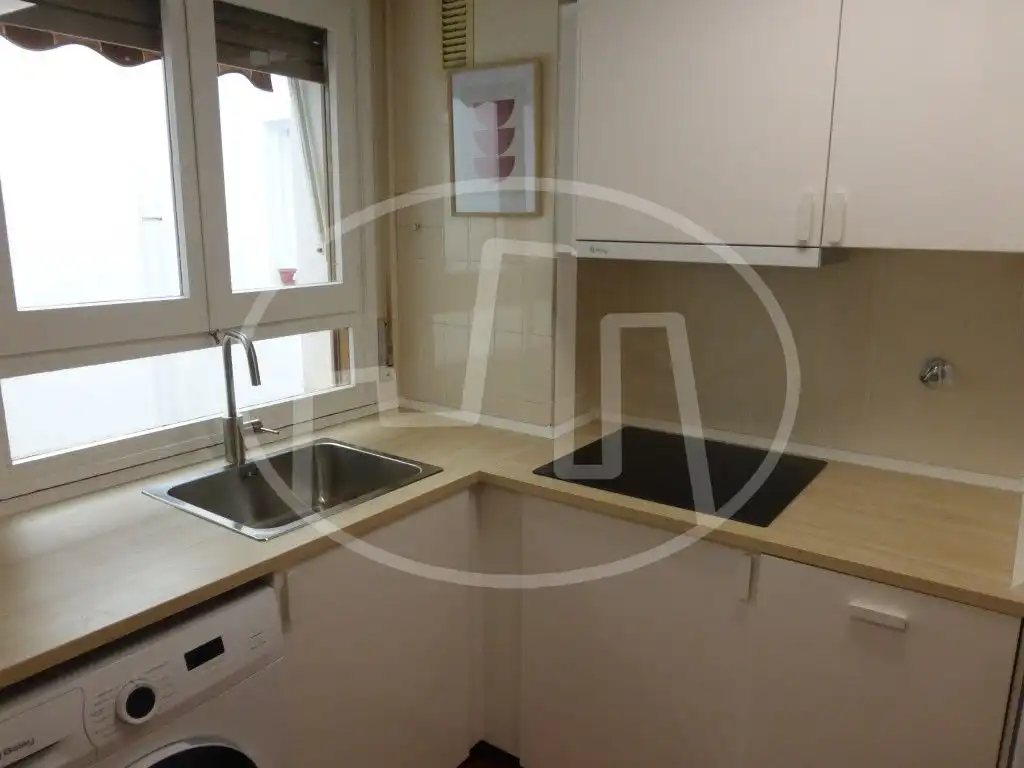 Kitchen of Flat for rent in  Pamplona / Iruña  with Heating, Parquet flooring and Furnished