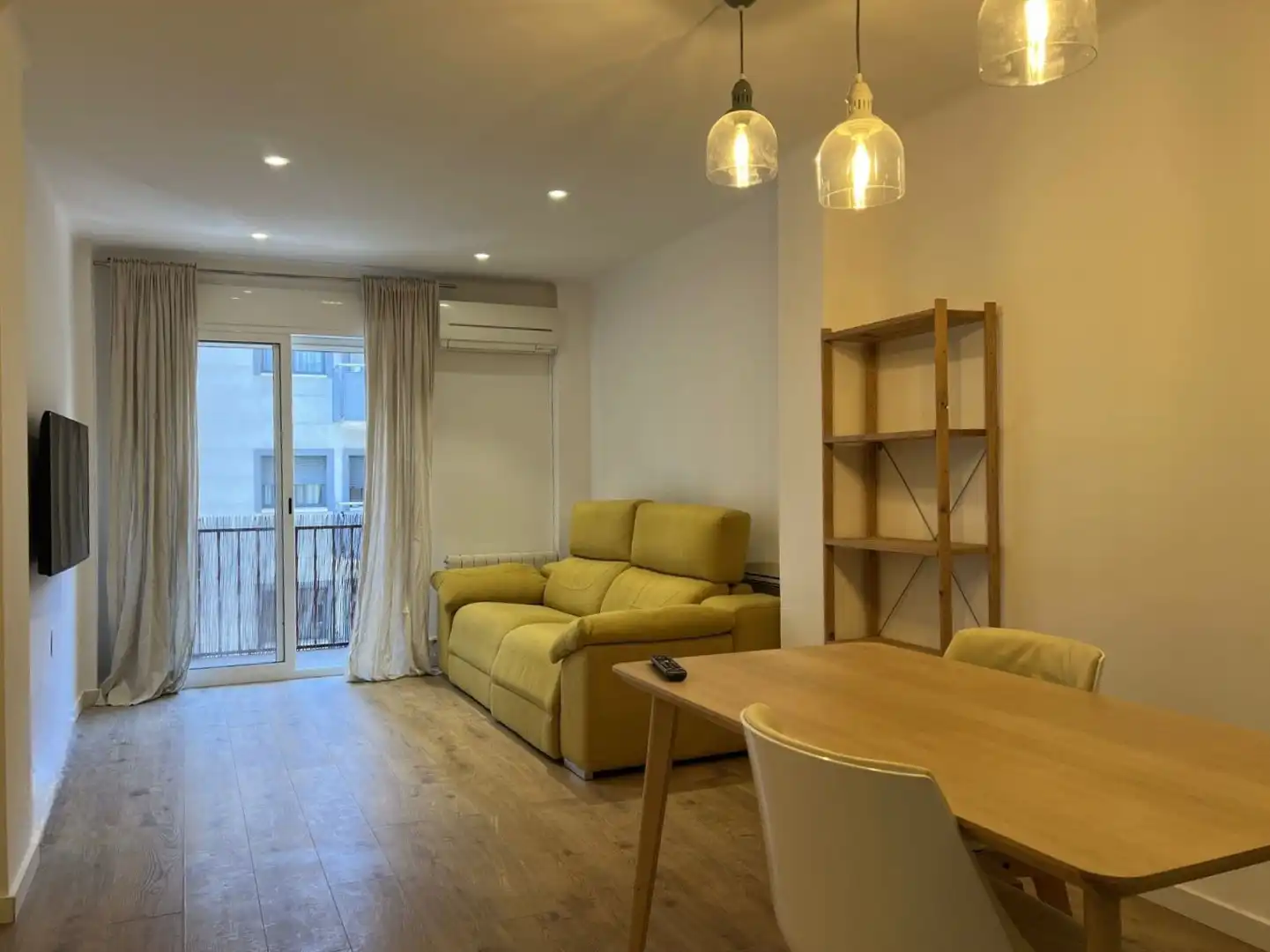 Wohnzimmer von Wohnung zum Verkauf in Tarragona mit Klimaanlage, Heizung und Möbliert