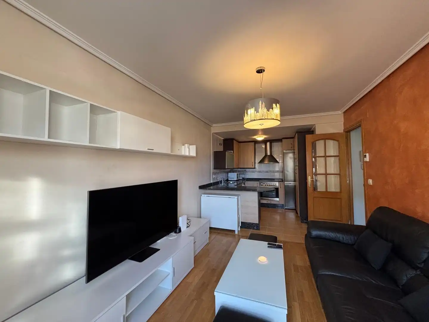 Living room of Apartments for sale in Zona Alta