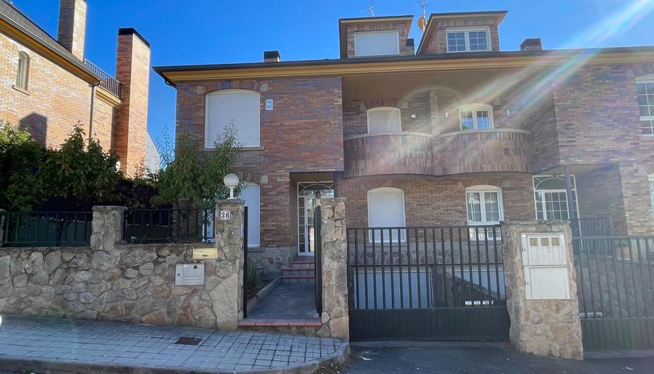 Foto 1 de Casa adosada de lloguer a Colonia, Madrid