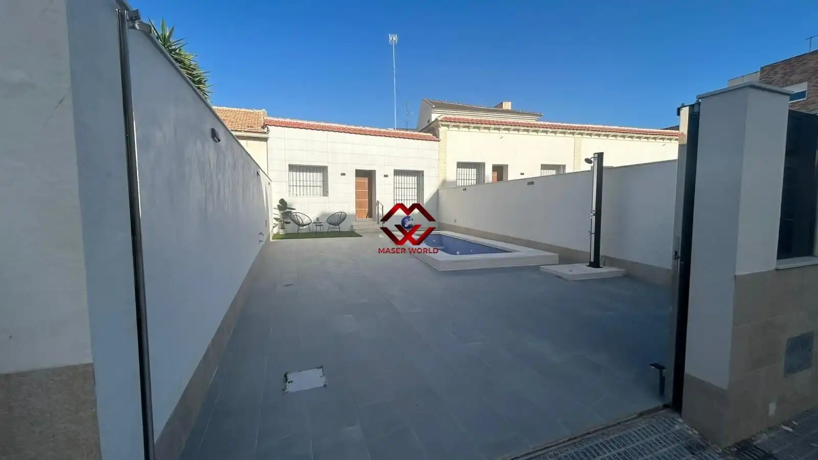 Vista exterior de Casa adosada en venta en San Javier con Terraza, Trastero y Piscina
