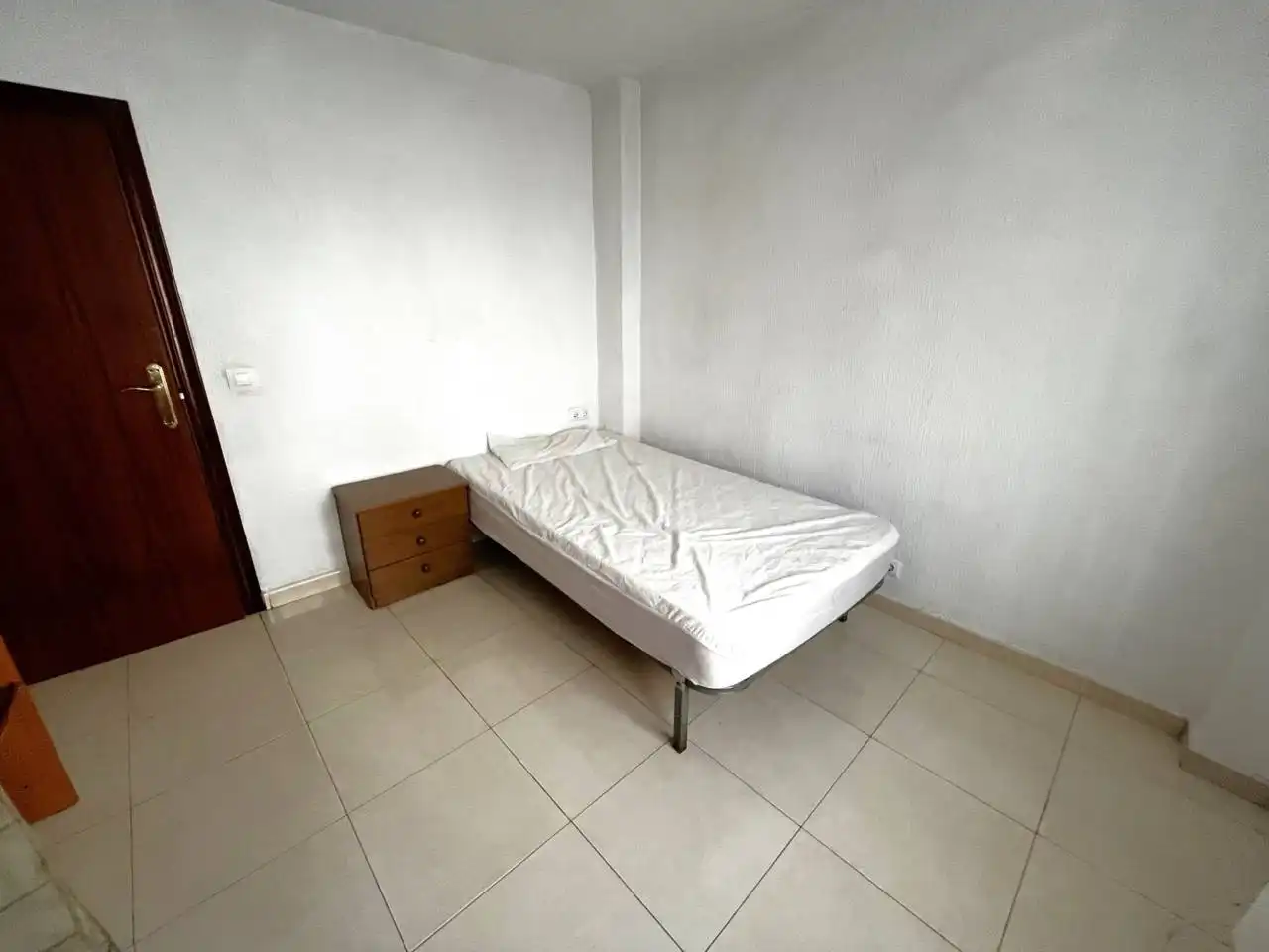 Habitación de Piso en venta en El Carmen - Cardeñas