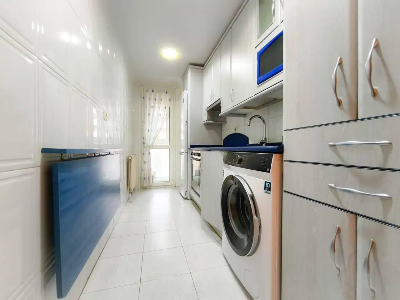 Kitchen of Flat for sale in Burgos  with Heating, Parquet flooring and Terrace