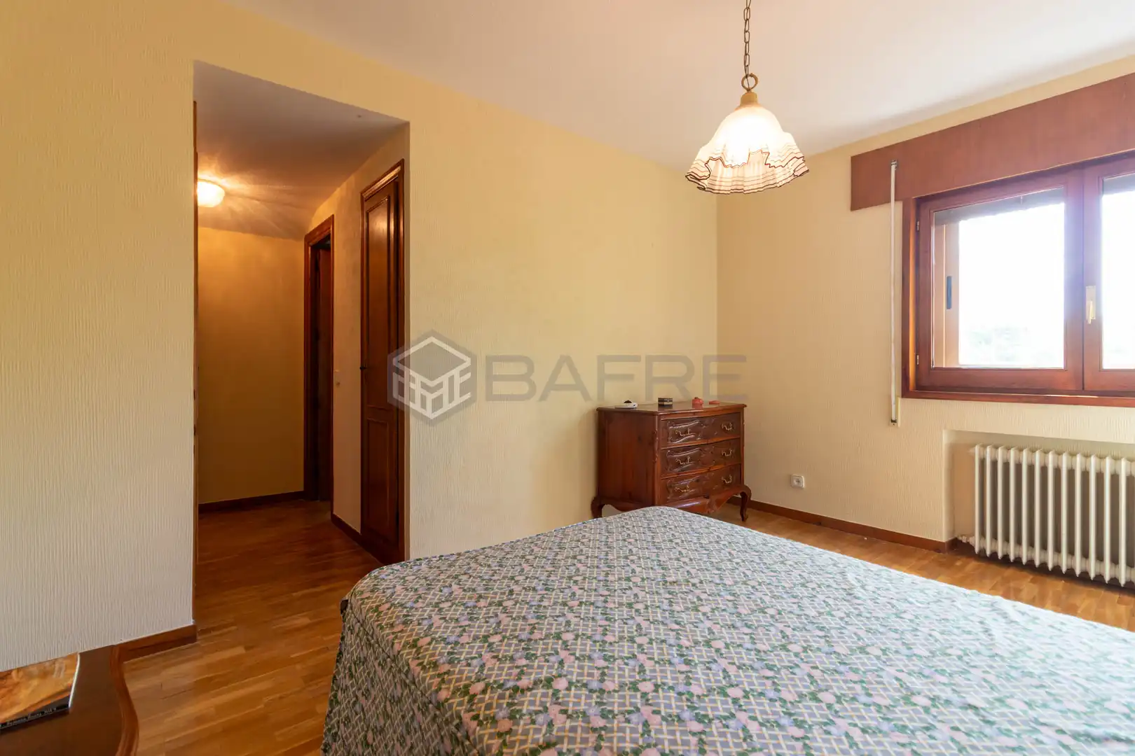 Dormitori de Casa o xalet en venda en Torrelodones amb Calefacció, Jardí privat i Parquet