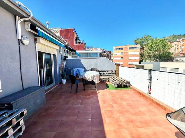 Ático en Venta en Carrer GARIGLIANO en Les Roquetes