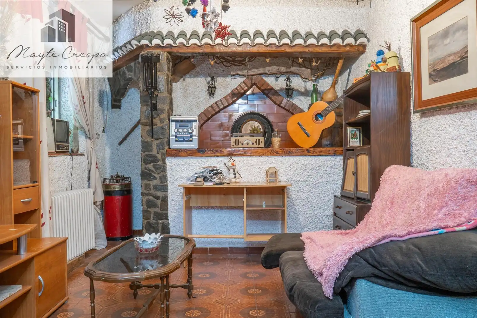 Sala d'estar de Casa o xalet en venda en La Zubia amb Calefacció, Jardí privat i Terrassa
