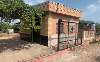 Vista exterior de Finca rústica en venda en Moncada amb Terrassa